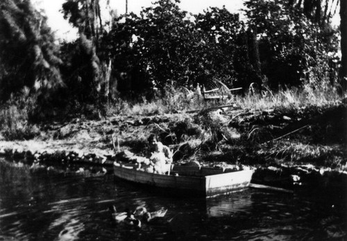 Alamilla Springs, Bertha and Roy Niedt, (c. 1920s), photograph