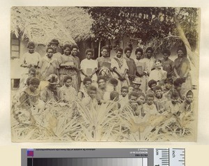 Missionary’s wife with Bible class, Anatom, ca.1890