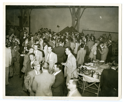 Crowd of men attending West Oakland Oldtimer's Reunion