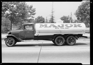 Major Oil Co. truck, Southern California, 1931