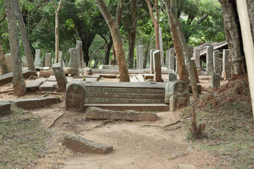 Guardstones: Padmanidhi: Sankanidhi