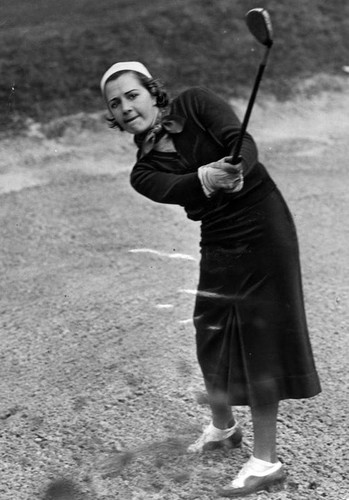 Ruby Keeler golfing