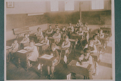 Canyon School classroom, Santa Monica Canyon, October 13, 1911
