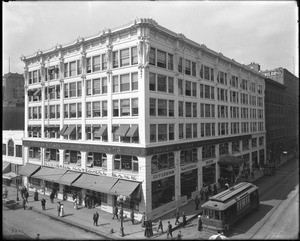 Exterior view of the Citizens National Bank Building, also known as the Cotton Exchange Building, ca.1913