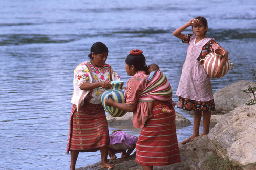 Mayan women and girls collect water, Chajul, ca. 1983