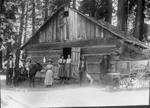 NPS Individuals, Frontcountry Cabins and Structures, (left) Lew Davis (right) Billy Davis and tourists