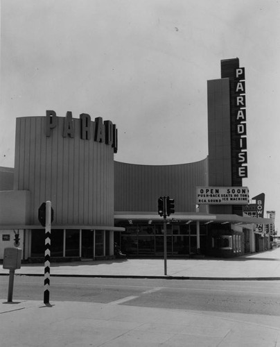 Paradise Theater, exterior