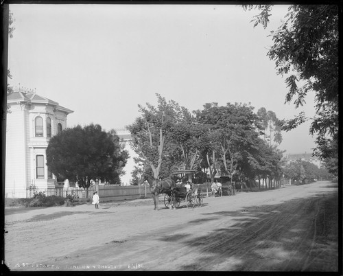 12th Street between Linden and Chestnut, with carriages, Oakland. [negative]