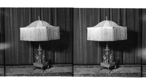 [Table & lamps]