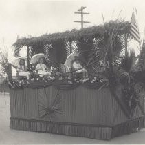 Monrovia Day Parade Float 1909-10