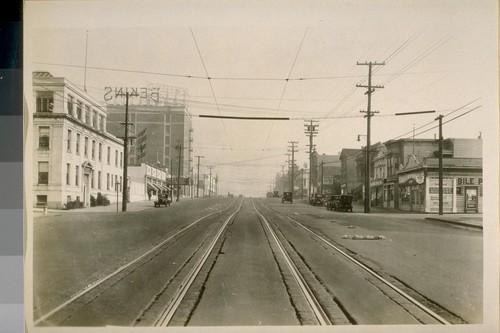 East on Geary St. from Wood St. Jany 1927