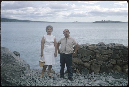 Elena Flores and Eduardo Castro, Pichilingue Bay