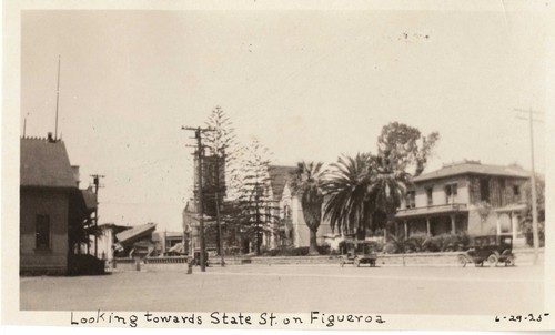 Santa Barbara 1925 Earthquake damage - Looking Towards State St