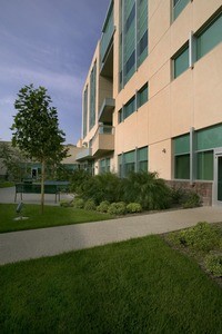 Medical Offices, Kaiser Permanente, Ontario-Vineyard Medical Campus, Ontario, Calif., 2005