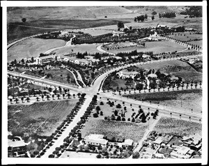 Aerial view of the Beverly Hills Hotel and the home of Clara Kimball Young, ca.1918