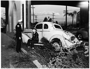 Ramona Freeway accident at State Street, 1952