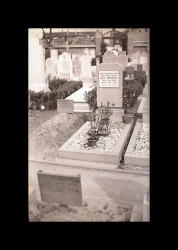 Grave of Max Hirschel, Shanghai, China
