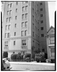Suicide, apartments at 1980 Vallejo Street