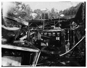 Officers Club fire on Sunset Strip in Hollywood, 1952