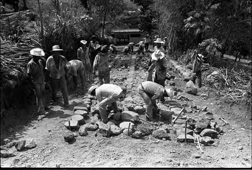 Campesinos laying bricks, Morazán, 1983