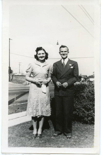 Helen Mattox and M. Norvel Young posing near York Boulevard Church of Christ, 1939