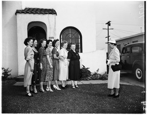 Eight sisters reunion, 1951