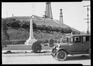 Monument at intersection of East Lincoln Avenue and San Gabriel Boulevard, South Montebello, CA, 1926