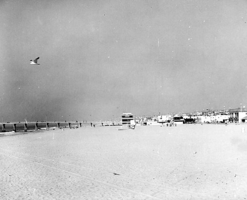 Hermosa Beach scenes, view 1