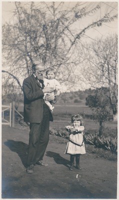 John Muir with grandchildren John Muir Hanna and Strentzel Hanna, probably Martinez, California