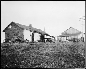Exterior view of the adobe of the major domo of the Monserratee Sheep Ranch in Fallbrook, ca.1875-1900