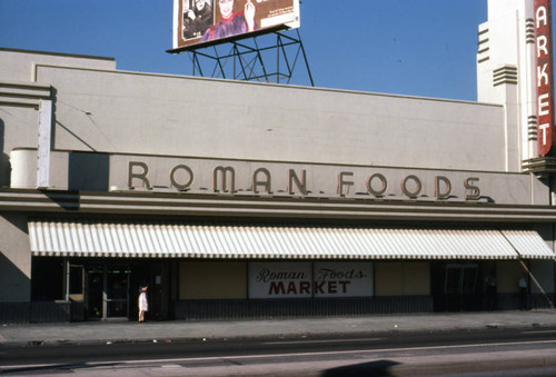 Roman Foods Market