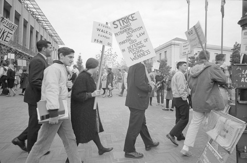 Pickets at Bancroft and Telegraph during the general strike