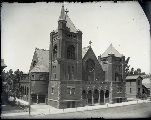 First Baptist Church of Los Angeles, exterior