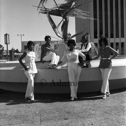 Women at fountain, Los Angeles, 1972