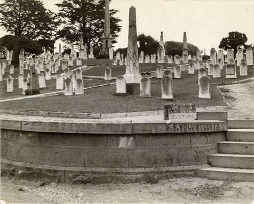 [Laurel Hill Cemetery]