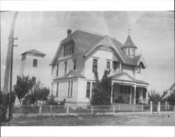 E.W.M. Evans Home at 210 West Street, Petaluma, California about 1897