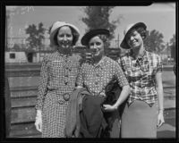 Mrs. Gordon Reimers, Mrs. Bruce Hunter, and Mrs. Louise Westberg before departing for Mexico City with the Lions Club, Los Angeles, 1935