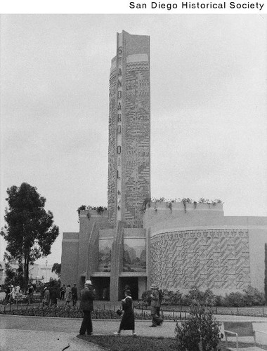 Exterior of the Standard Oil Building at the 1935 Exposition