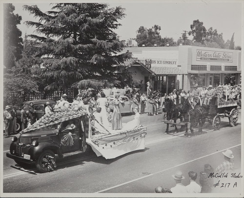 The 1947 Cherry Festival Parade, Women and truck float