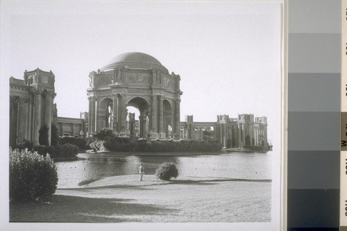 Palace of Fine Arts, San Francisco: [colannade, rotunda, and pond]