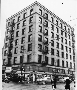 O.T. Johnson Building, 365 S. Broadway, Los Angeles, 1952