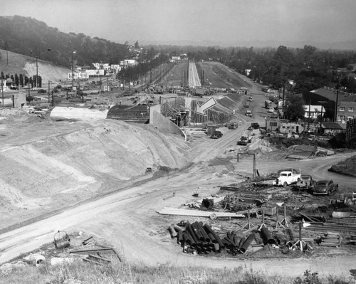 Construction of underpass on Lankershim Blvd