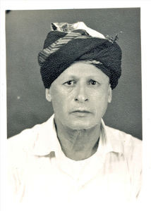 Mubarak Ibrahim fra boghandelen i Aden. Foto anvendt 1964