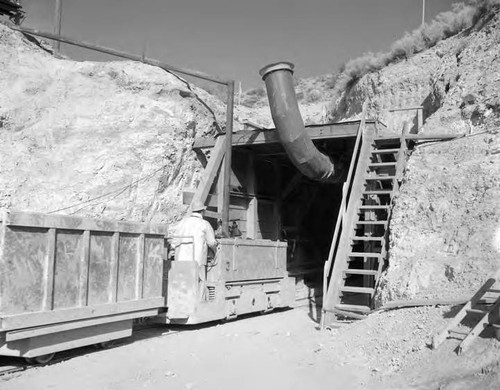 Construction of Haiwee Tunnel