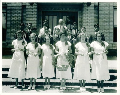 Stockton - Schools: Hazelton: Graduating students, June 1933