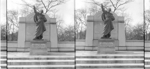 Statue of "Karel Havlicek", Bohemian hero, Douglas Park, Chicago, Ill