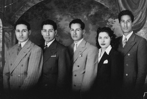 The Gomez sister and brothers, [graphic]