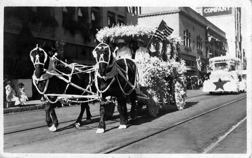 Pasadena Tournament of Roses Parade--Arcadia Float, 1918