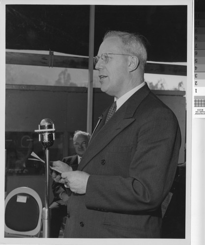 Photograph of Governor Earl Warren at Rodger Young Village dedication