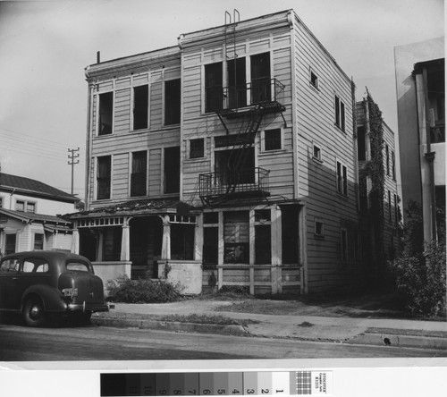 Photograph of Los Angeles apartment building